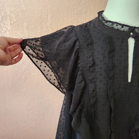 Torrid Black Sheer Polka Dot Ruffle Short Sleeve Blouse Top - Picture 2 of 7